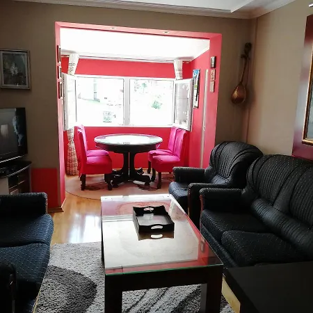 Apartman Calasan Apartment *
